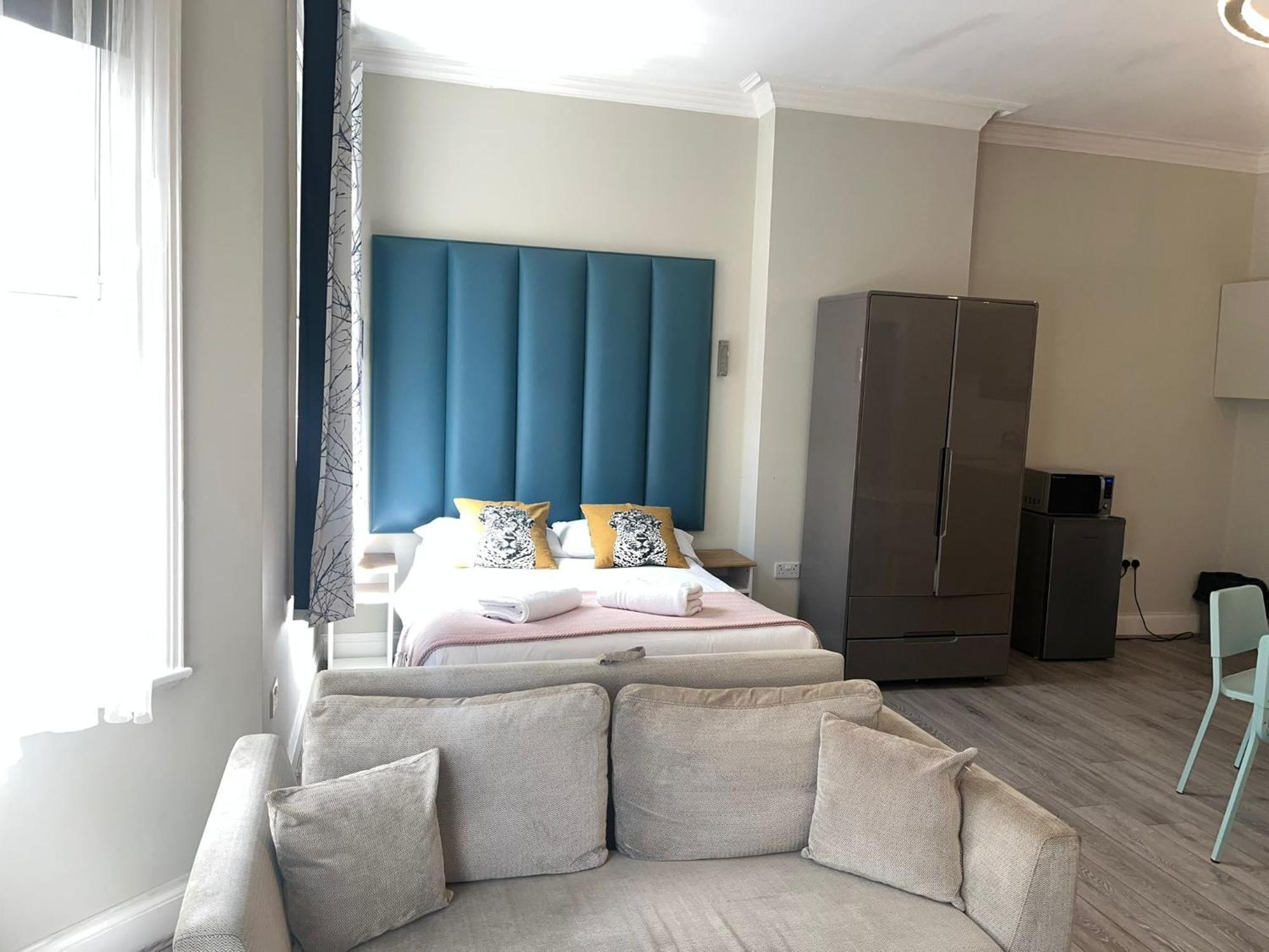 Apartments In The Heart Of High Street Kensington London Room photo
